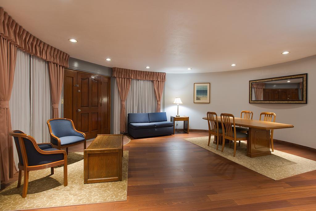 Hotel Travelodge At Lax Los Angeles