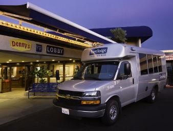 Travelodge At Lax 2*