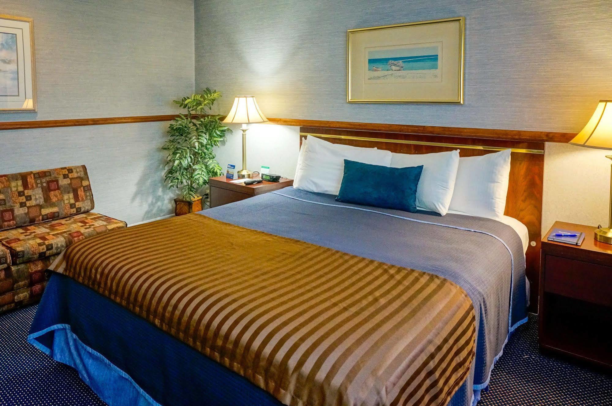 Hotel Travelodge At Lax