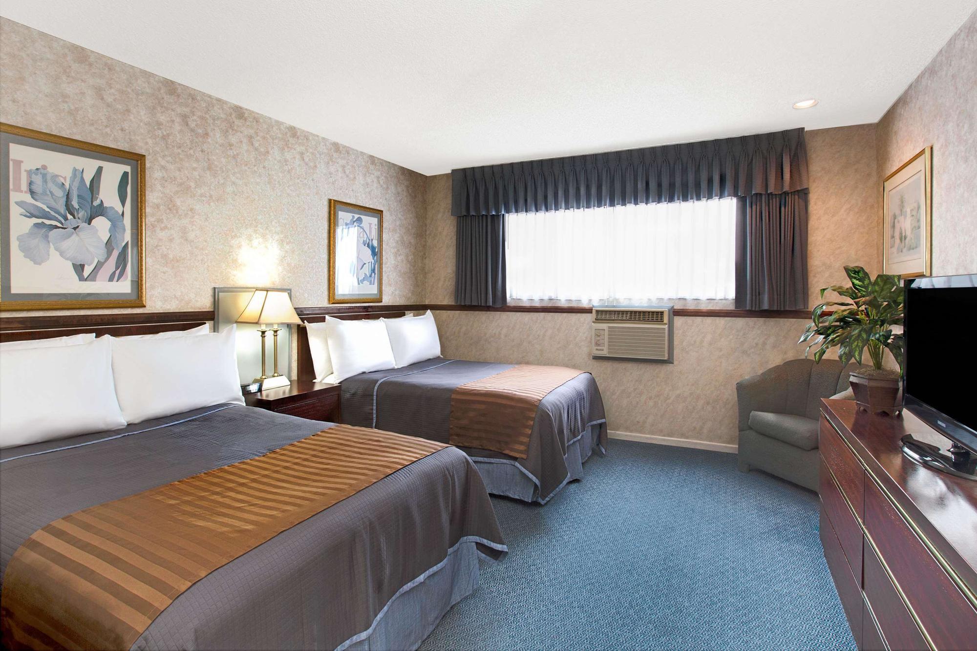 Travelodge At Lax Los Angeles