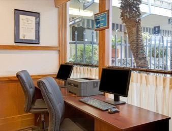 Travelodge At Lax Hotel Los Angeles